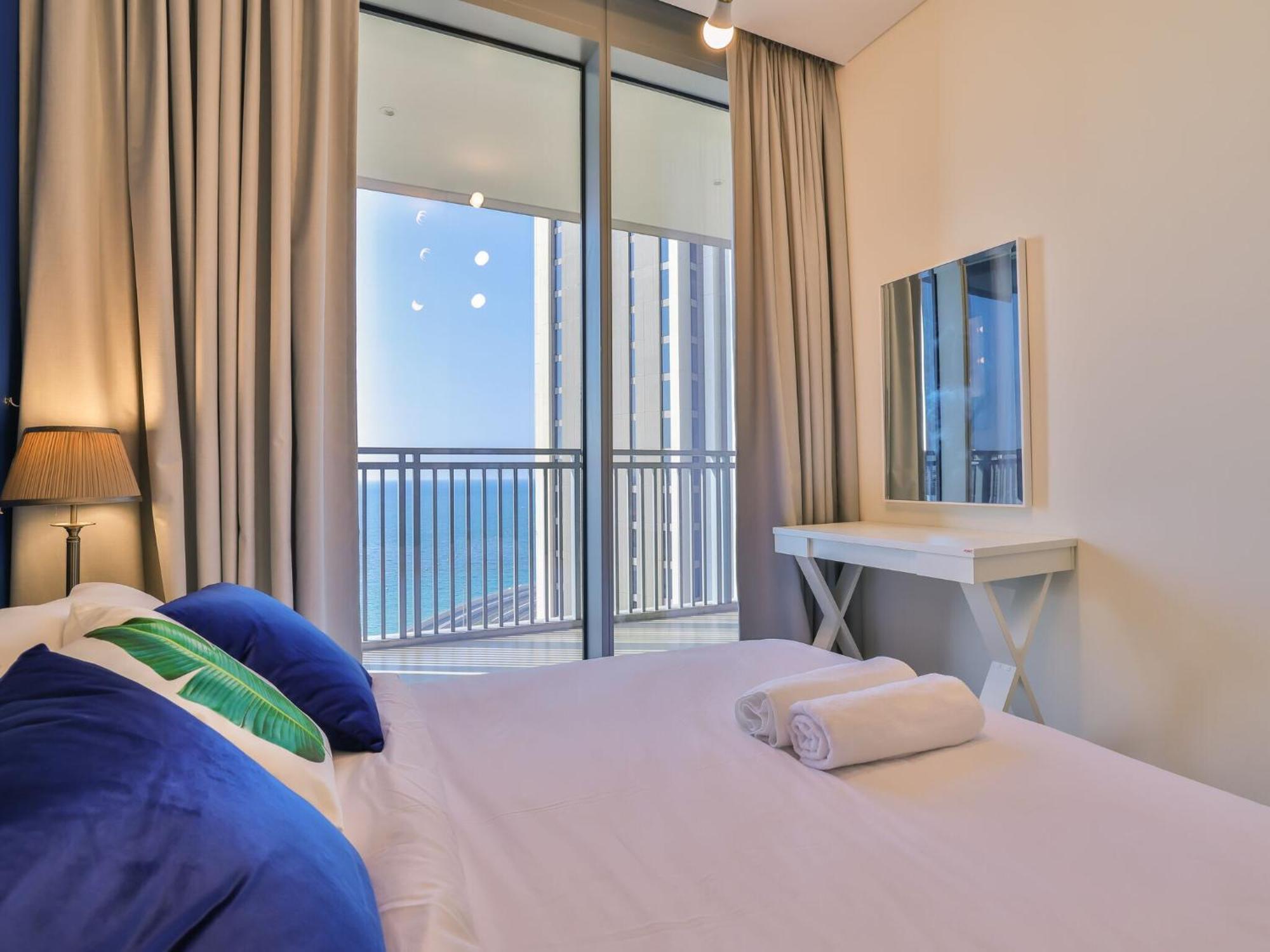 Luxurious Apartments Dubai Marina Views Pool Gym By Sojo Stay Ngoại thất bức ảnh