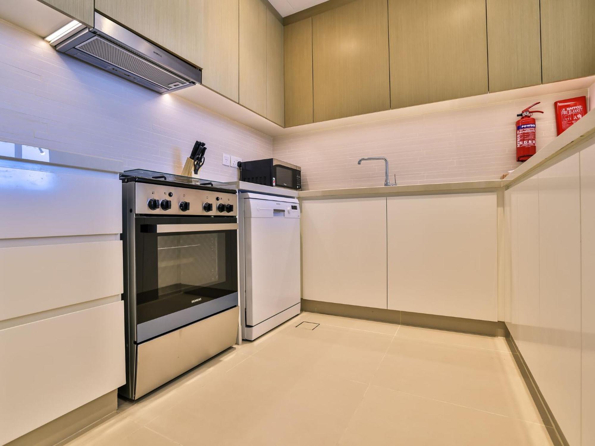 Luxurious Apartments Dubai Marina Views Pool Gym By Sojo Stay Ngoại thất bức ảnh